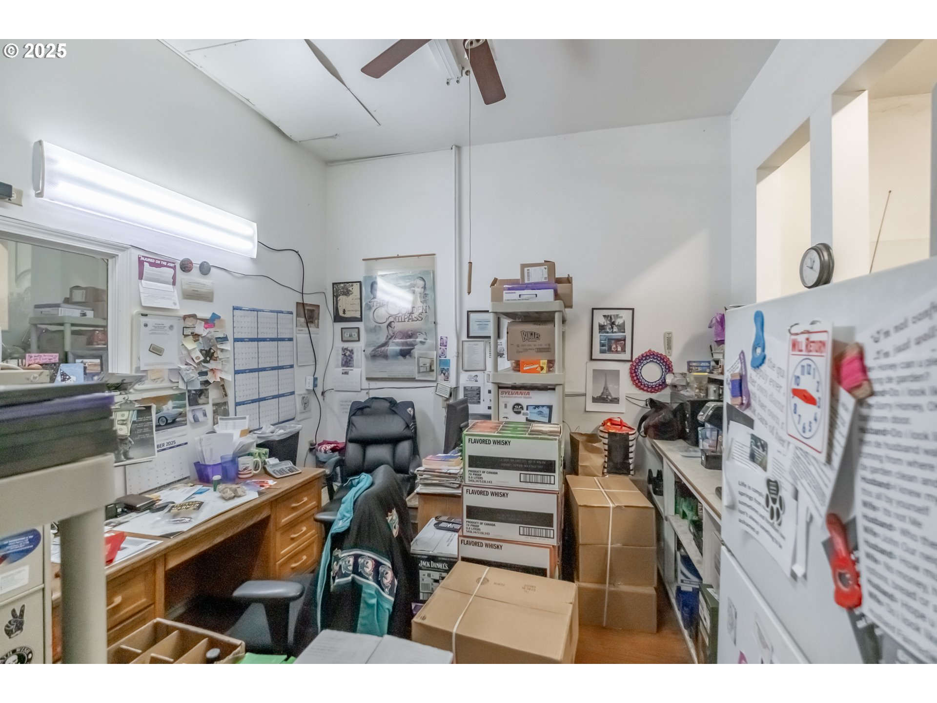 130 Spaulding Avenue Brownsville, OR 97327 - Photo 12 of 26 a room with lots of wooden furniture