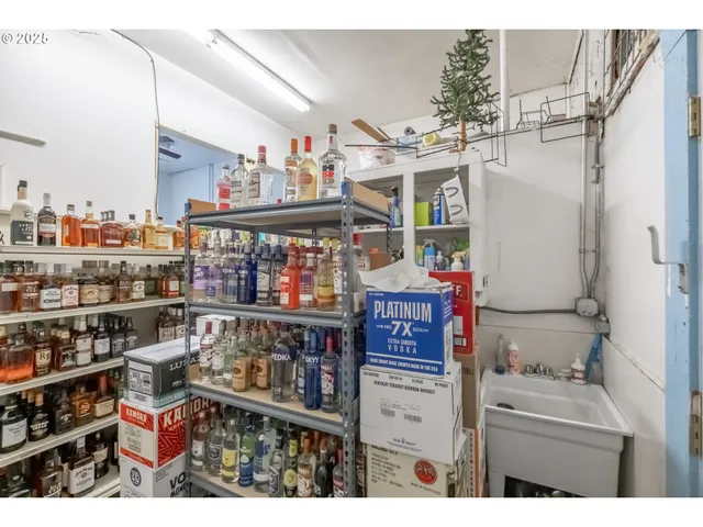 $150,000 | 130 Spaulding Avenue, Brownsville, OR 97327