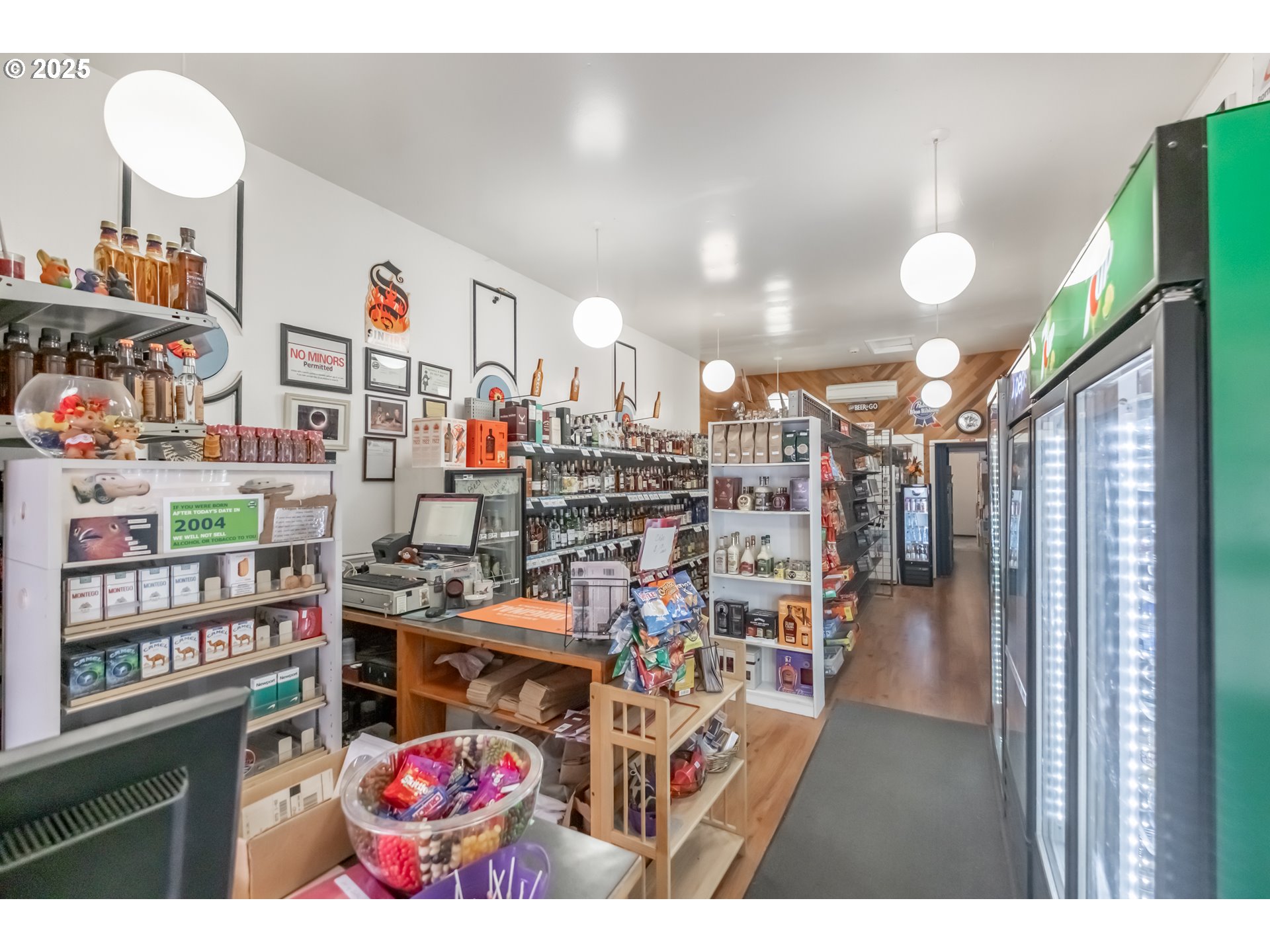 130 Spaulding Avenue Brownsville, OR 97327 - Photo 5 of 26 a view of gym equipment with lots of stuff