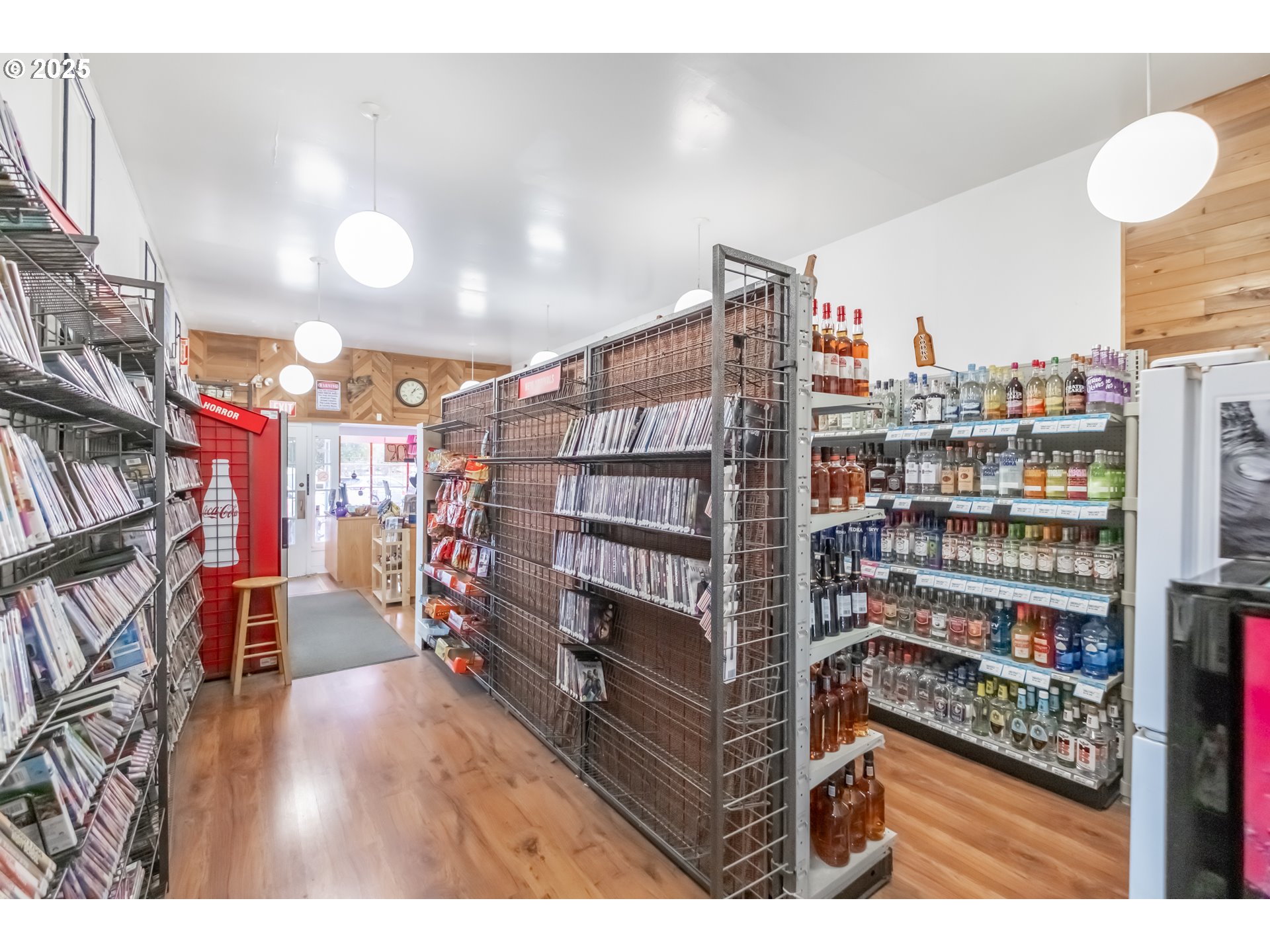 130 Spaulding Avenue Brownsville, OR 97327 - Photo 9 of 26 a view of a workspace