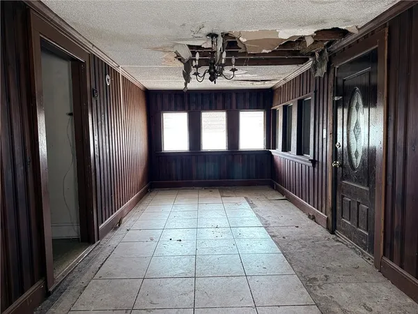 a view of entryway
