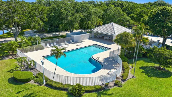 $275,000 | 3404 Lakemont Court, Palm Beach Gardens, FL 33403