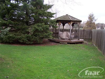 3184 North McKinley Road Flushing, MI 48433 - Photo 4 of 17 20181336-3.JPG