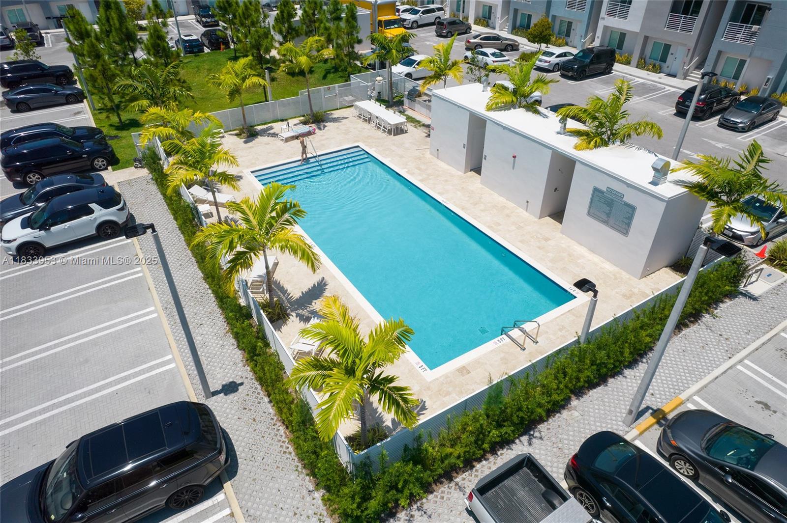 19380 Northeast 26th Avenue, Unit 304 Miami, FL 33180 - Photo 17 of 17