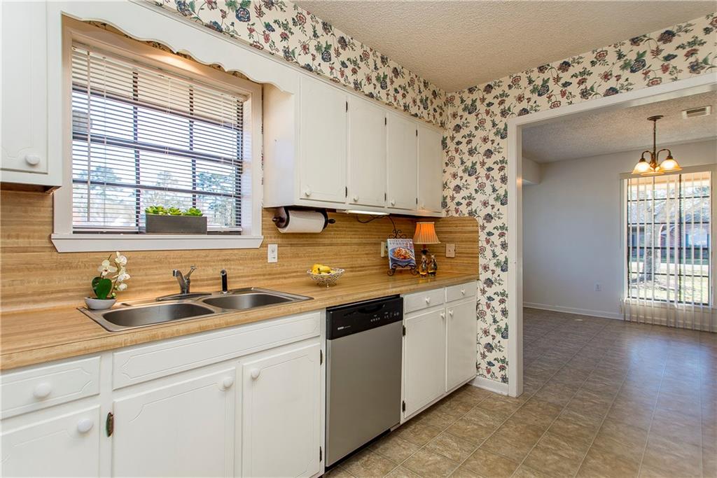 41057 Rene Drive Hammond, LA 70403 - Photo 9 of 25 Gallery Image 9