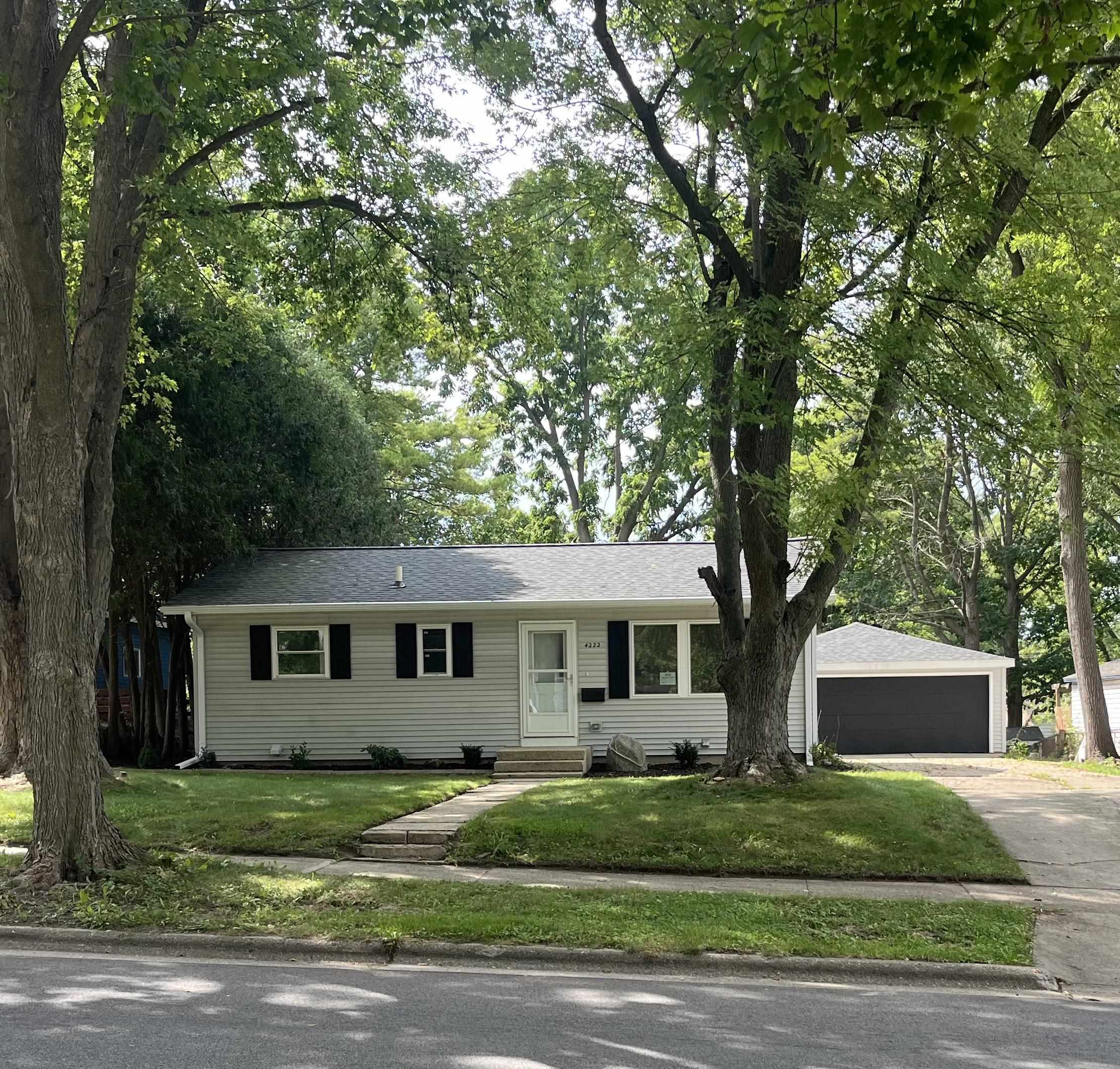 4222 School Madison, WI 53704 - Photo 1 of 31 Gallery Image 1