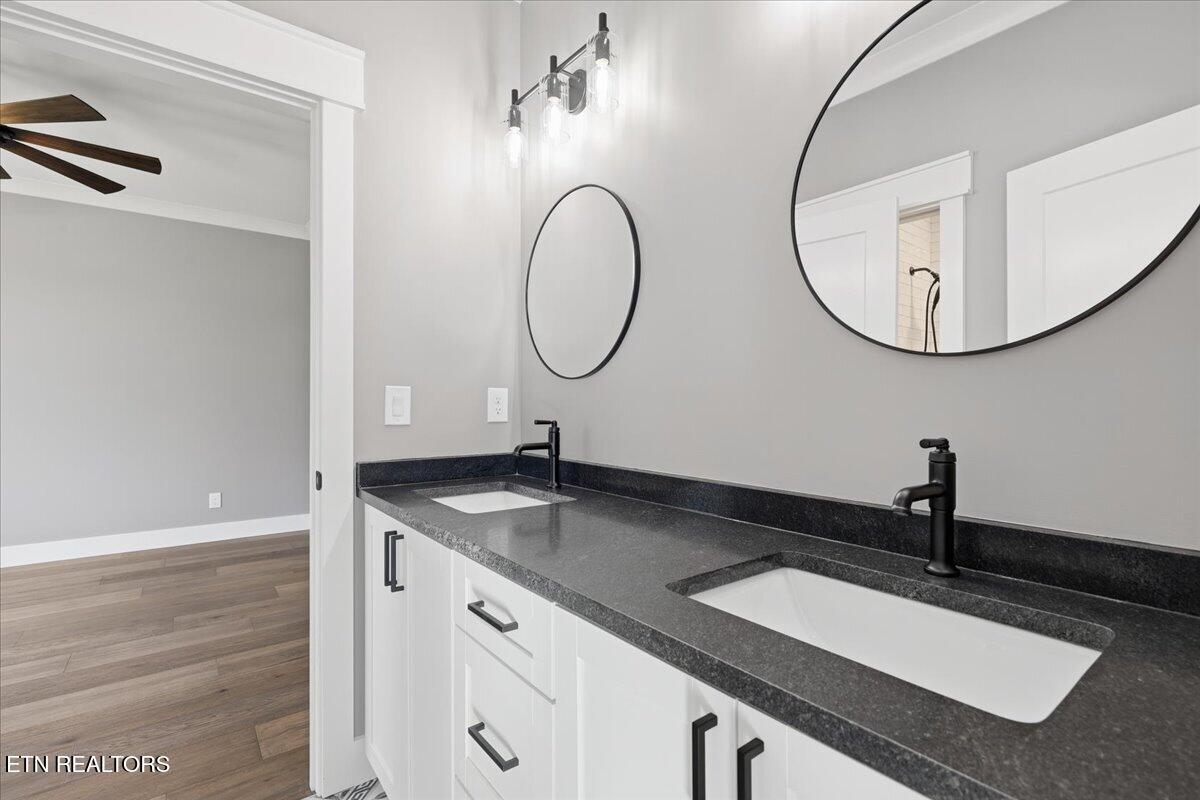 1241 Kellys View Drive Greenback, TN 37742 - Photo 31 of 60 33-056_7K9A1177