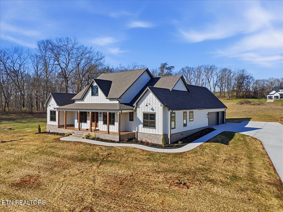 1241 Kellys View Drive Greenback, TN 37742 - Photo 48 of 60 01-001_DJI_20251215125028_0063_D