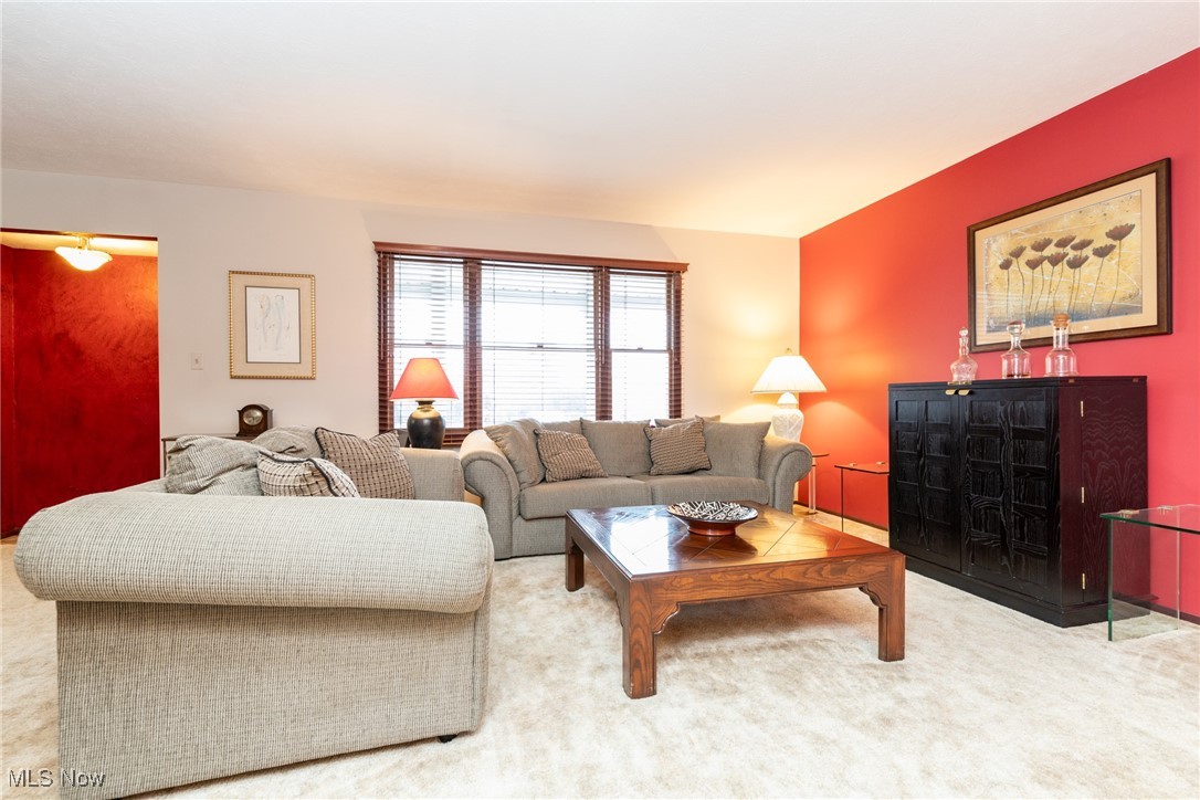 23580 Ranch Road Beachwood, OH 44122 - Photo 4 of 33 Gallery Image 4