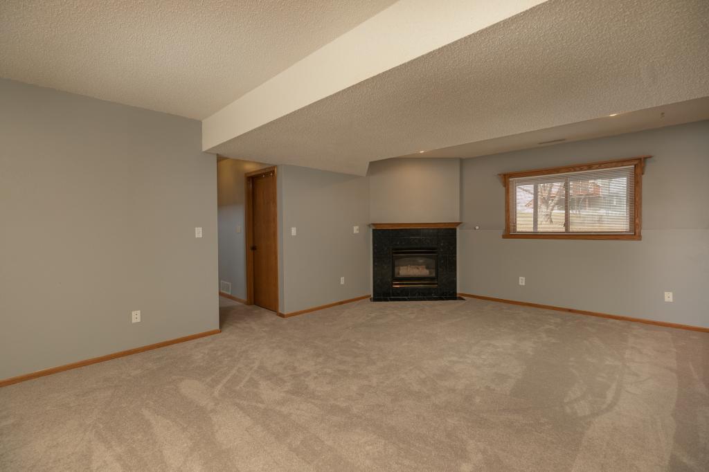 851 Diamond Ridge Lane Northwest Rochester, MN 55901 - Photo 20 of 36 Gallery Image 20