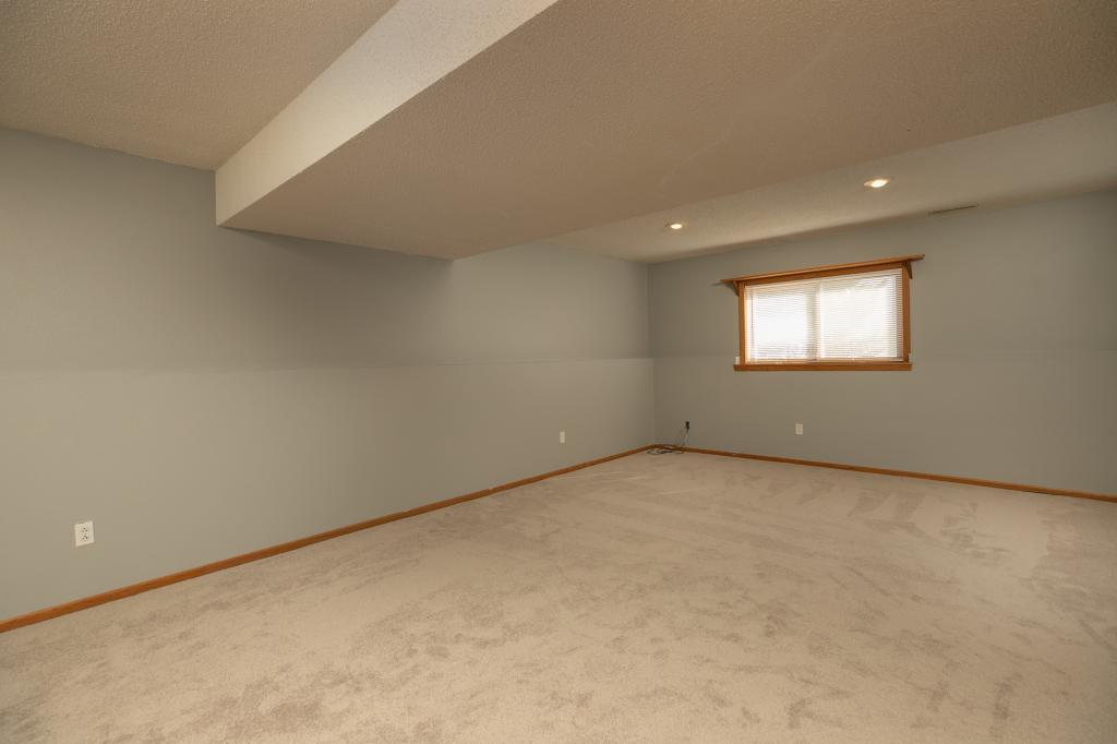851 Diamond Ridge Lane Northwest Rochester, MN 55901 - Photo 21 of 36 Gallery Image 21