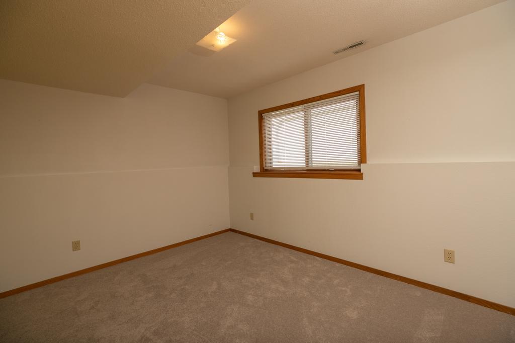 851 Diamond Ridge Lane Northwest Rochester, MN 55901 - Photo 23 of 36 Gallery Image 23