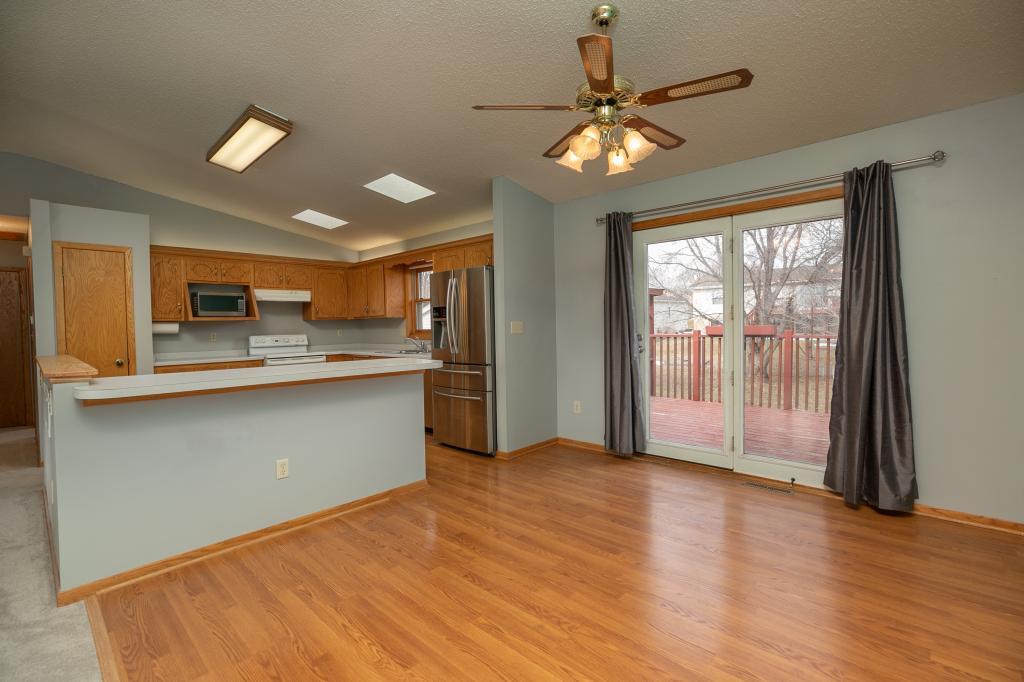 851 Diamond Ridge Lane Northwest Rochester, MN 55901 - Photo 8 of 36 Gallery Image 8