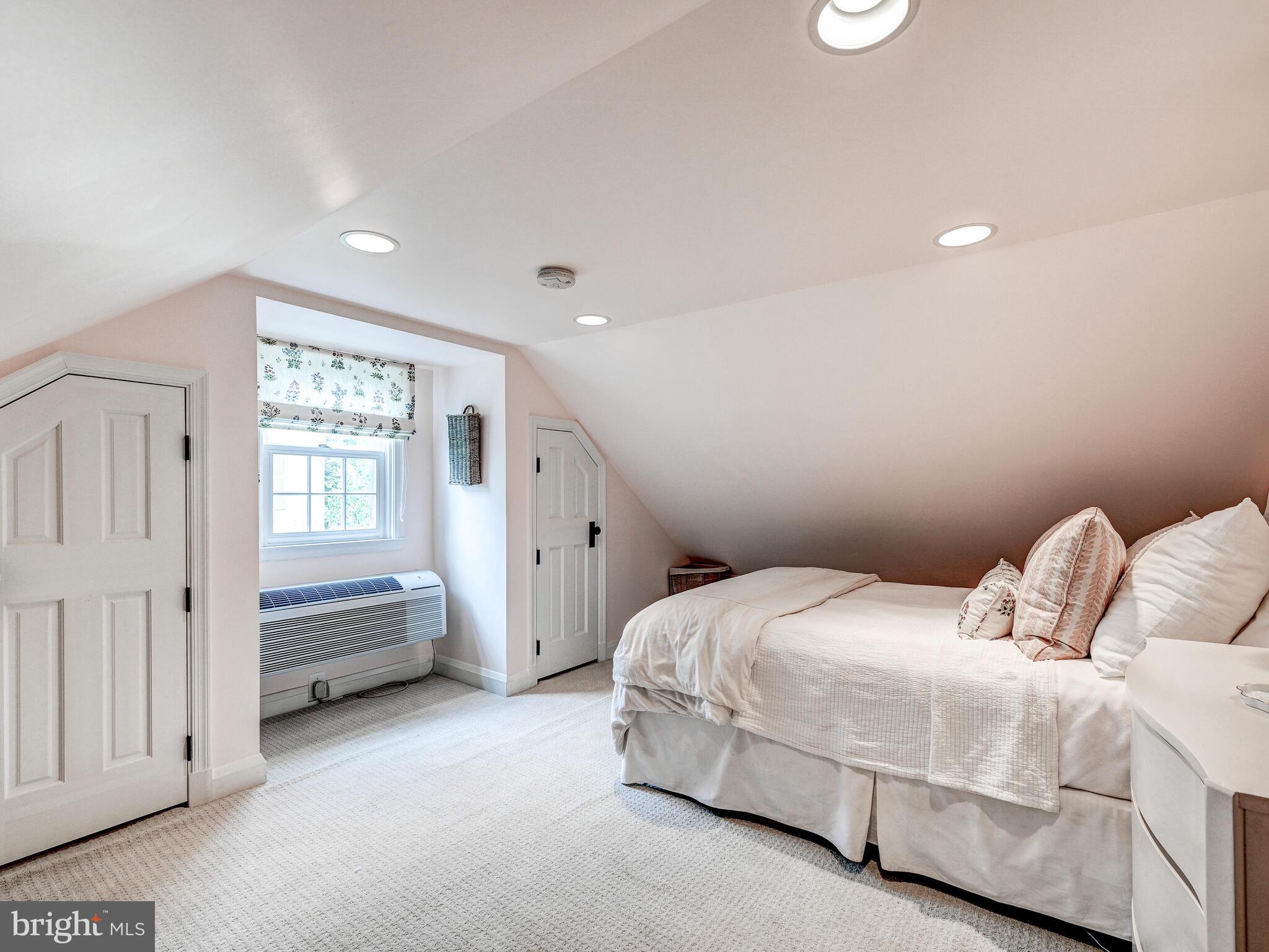 5908 Meadowood Road Baltimore, MD 21212 - Photo 30 of 44 Gallery Image 30