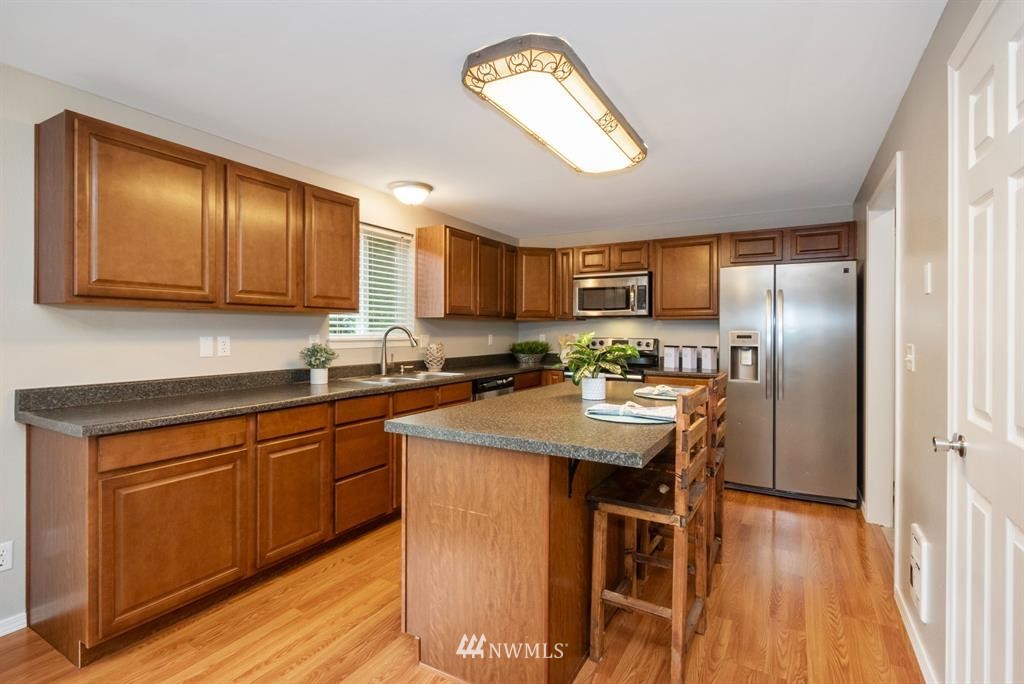 191 Northeast Larson Lake Road Belfair, WA 98528 - Photo 2 of 18 Gallery Image 2