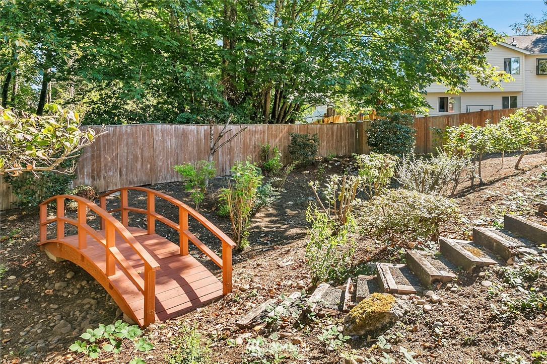 4226 Northeast 2nd Street Renton, WA 98059 - Photo 19 of 20 Gallery Image 19