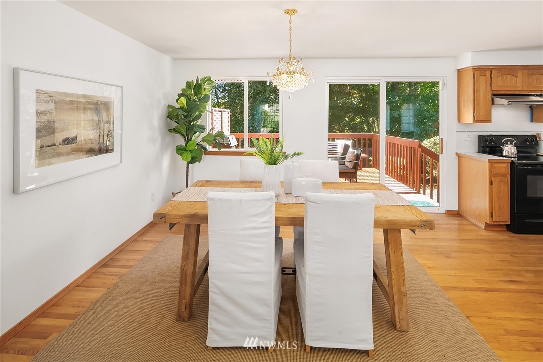 4226 Northeast 2nd Street Renton, WA 98059 - Photo 6 of 20 Gallery Image 6