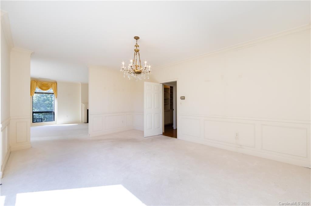 864 Cherokee Road Charlotte, NC 28207 - Photo 16 of 36 Gallery Image 16
