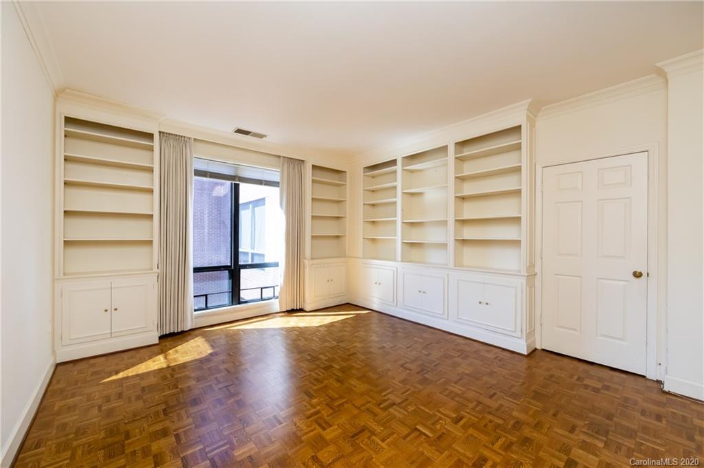 864 Cherokee Road Charlotte, NC 28207 - Photo 21 of 36 Gallery Image 21