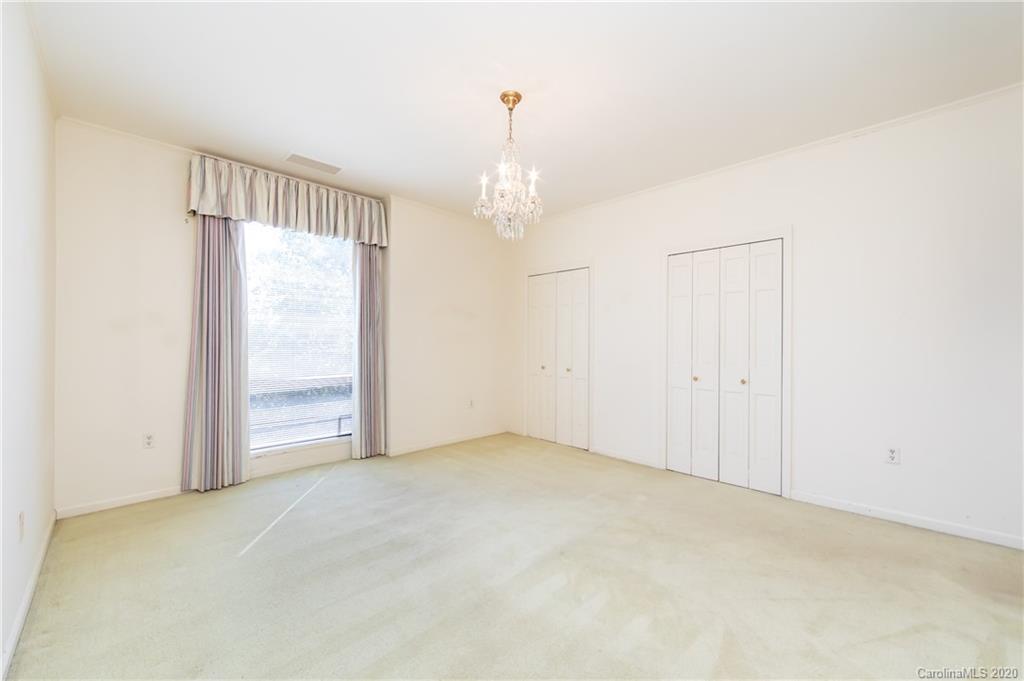 864 Cherokee Road Charlotte, NC 28207 - Photo 30 of 36 Gallery Image 30