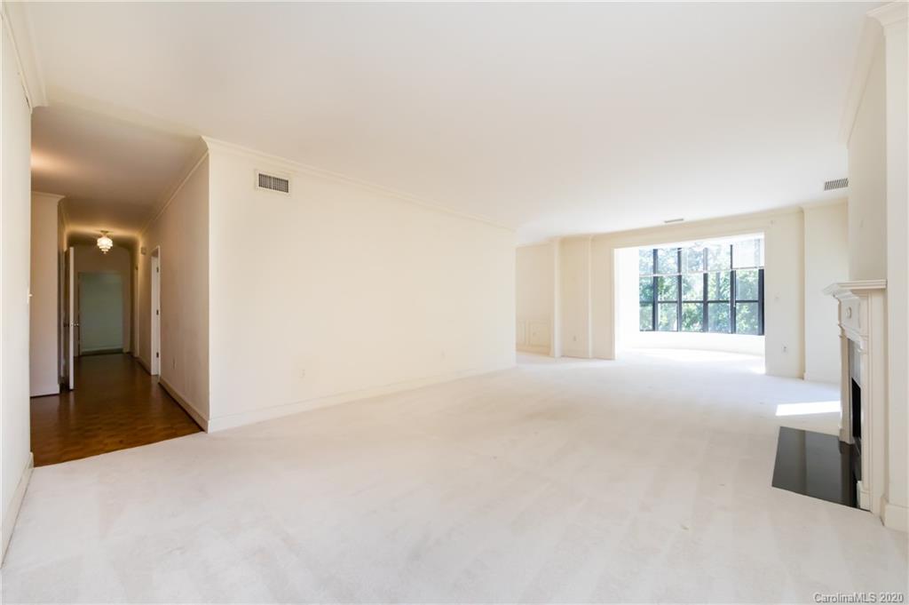 864 Cherokee Road Charlotte, NC 28207 - Photo 9 of 36 Gallery Image 9
