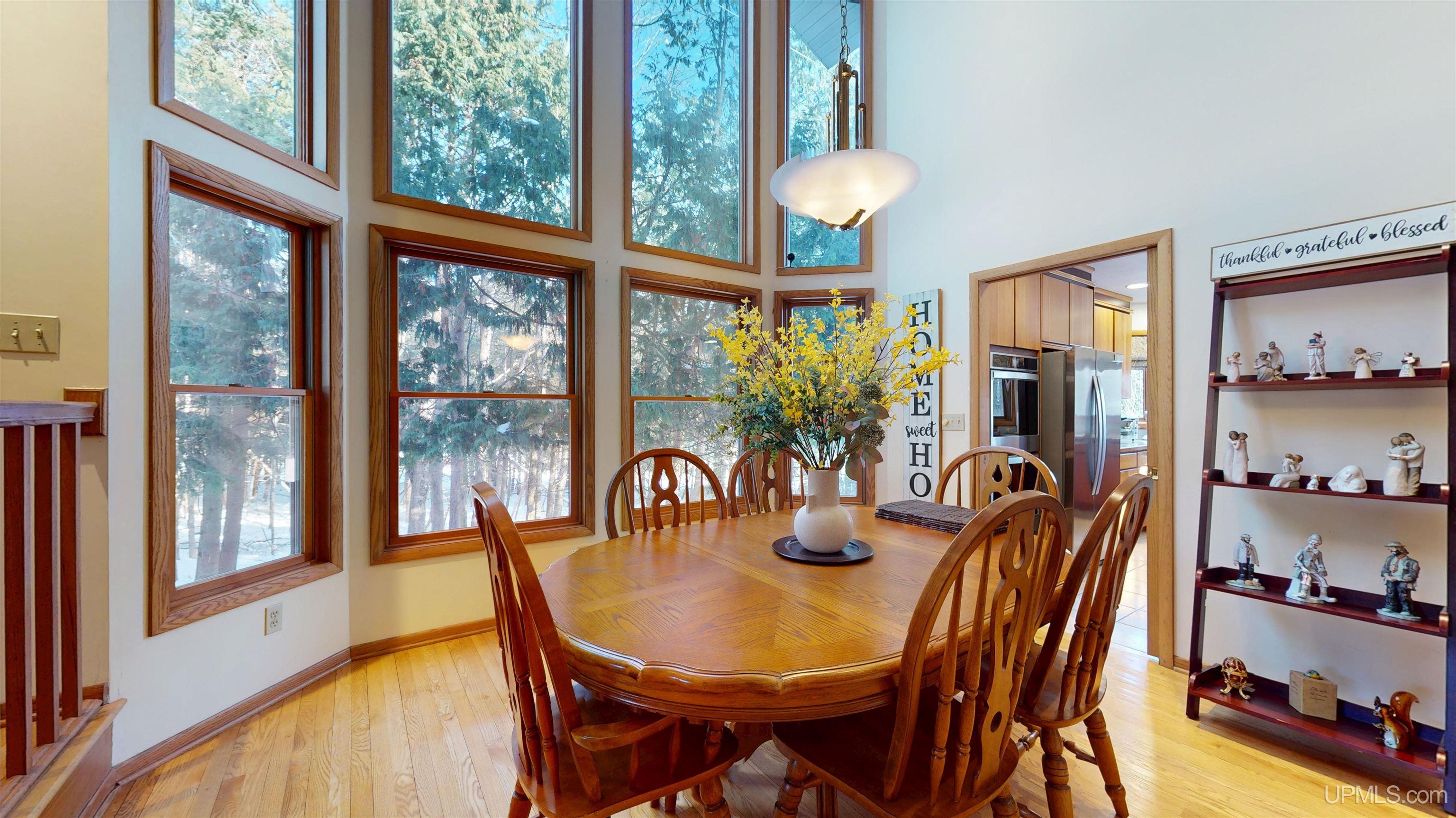4318 K Road Bark River, MI 49807 - Photo 9 of 80 Gallery Image 9
