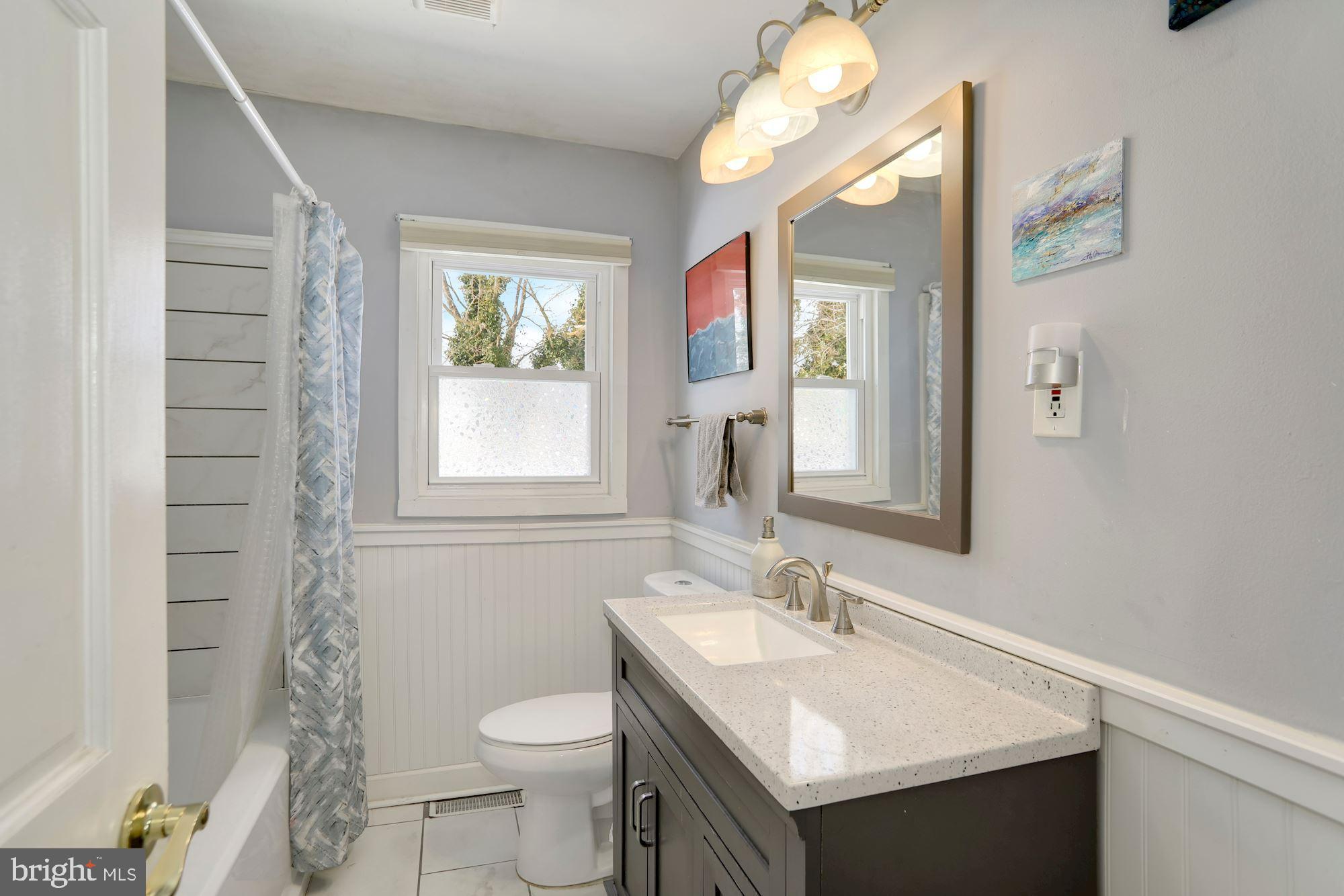 7 West Laurel Road Stratford, NJ 08084 - Photo 19 of 38