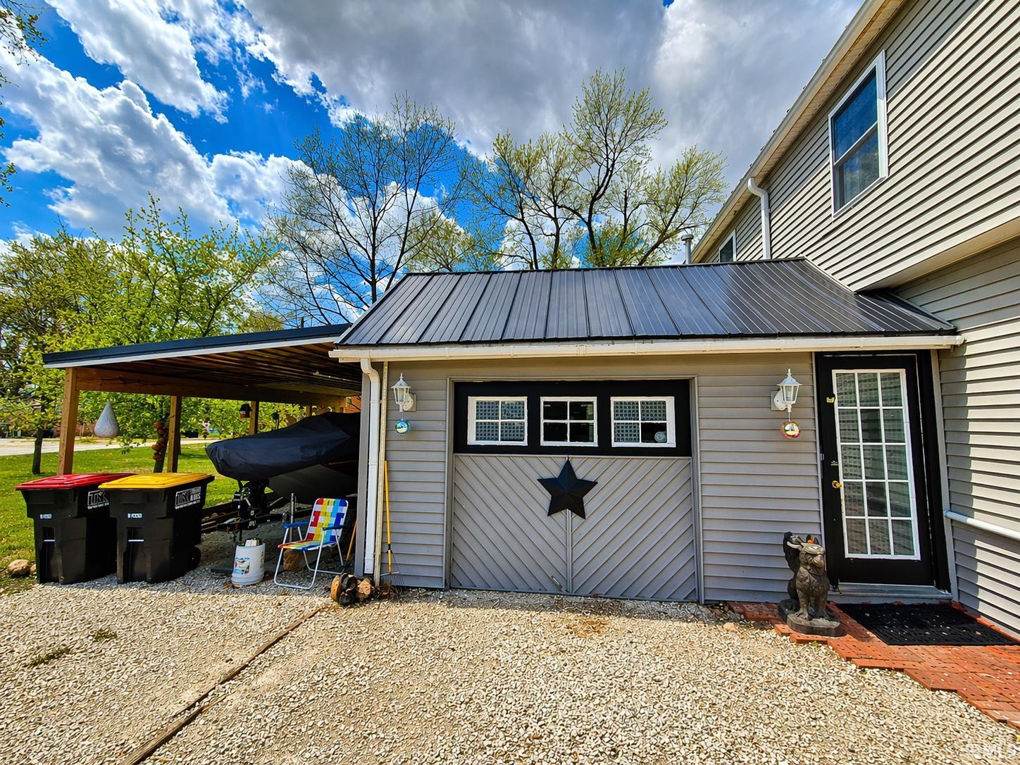 17 East Ramey Street Rossville, IN 46065 - Photo 3 of 36