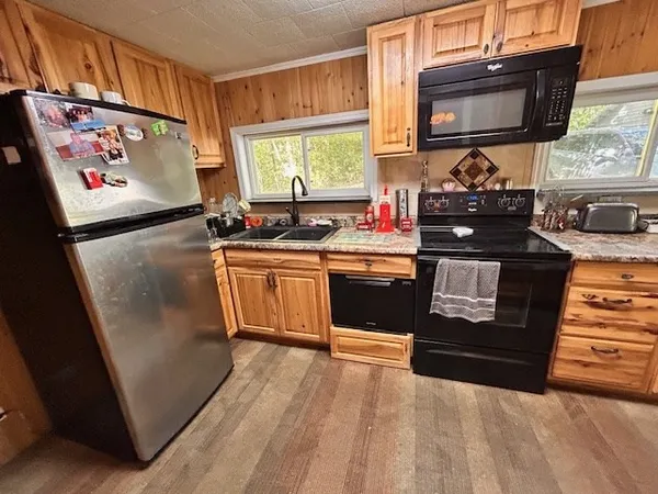 $350,000 | 140 Spivey Lane, Gainesboro, TN 38562