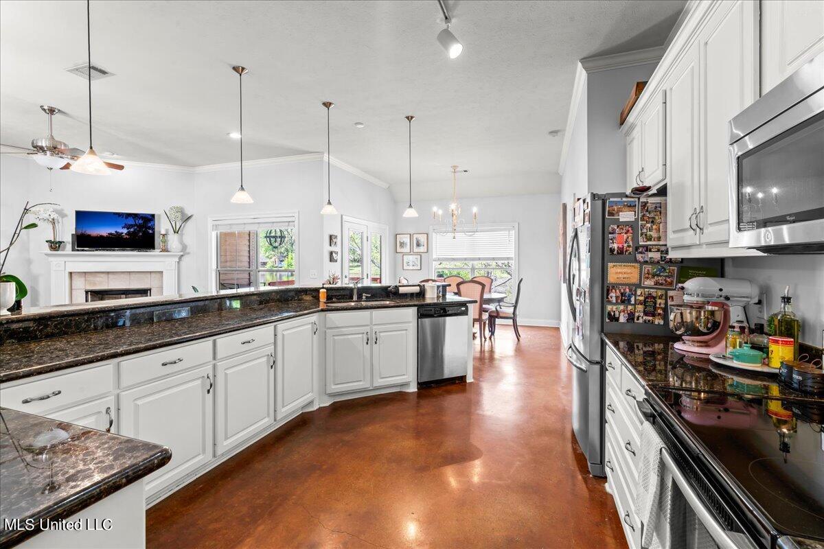 225 Rue Beau Chene Ridgeland, MS 39157 - Photo 7 of 28 19-A7R07290 edited