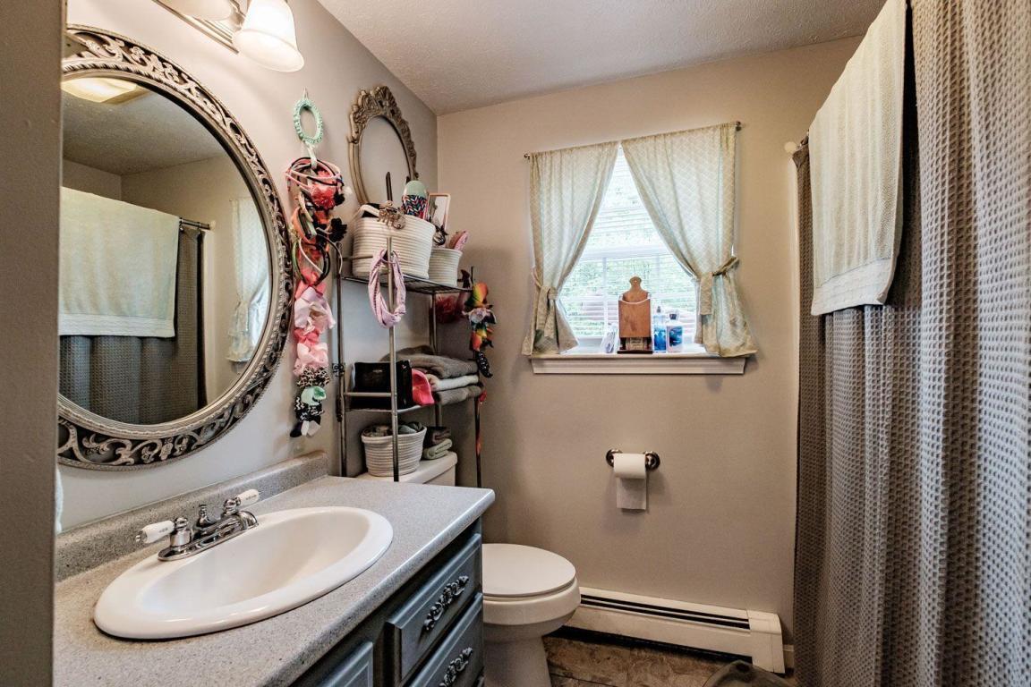 676 Townhouse Road East Waterboro, ME 04030 - Photo 10 of 17 676 6