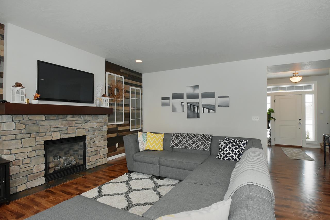 5710 South Copper Ridge Boulevard Spokane, WA 99224 - Photo 2 of 20 Gallery Image 2