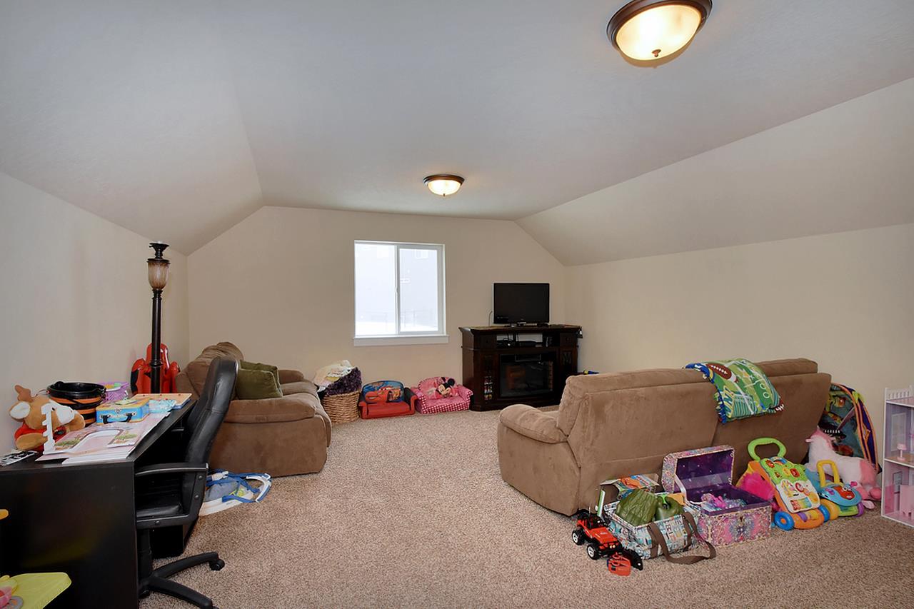 5710 South Copper Ridge Boulevard Spokane, WA 99224 - Photo 14 of 20 Gallery Image 14