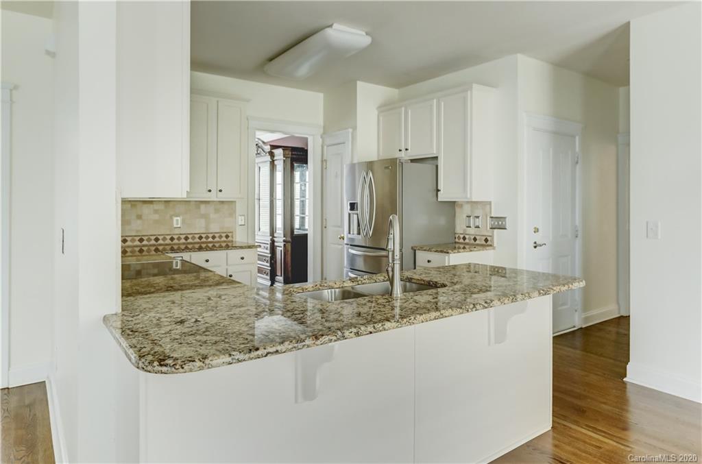 1107 Dove Trace Tega Cay, SC 29708 - Photo 14 of 48 Gallery Image 14
