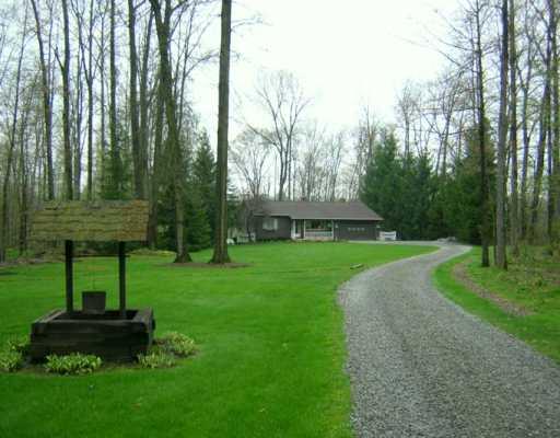 407 Coffee Run Road Pulaski, PA 16143 - Photo 1 of 8 Exterior Front.