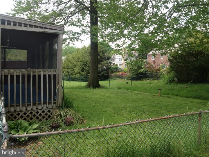 36 South Malin Road Broomall, PA 19008 - Photo 23 of 25 Back Yard