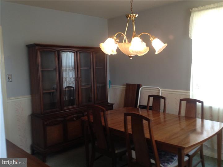 36 South Malin Road Broomall, PA 19008 - Photo 5 of 25 Dining Room