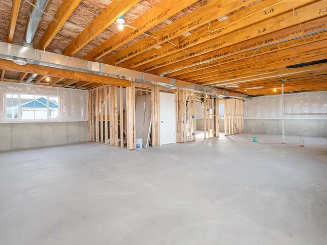 $380,900 | 938 Prestwick Drive, Belle Plaine, MN 56011