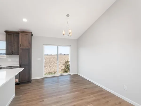 $380,900 | 938 Prestwick Drive, Belle Plaine, MN 56011