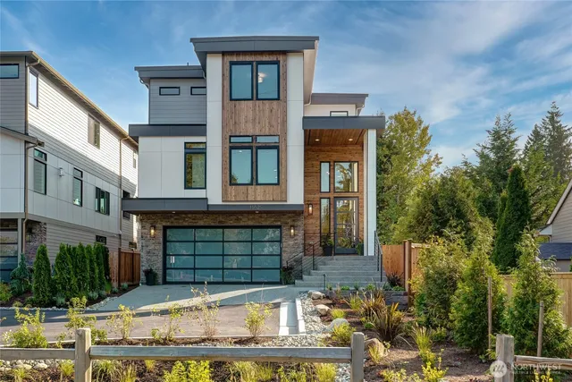 $2,848,000 | 15525 Northeast 60th Street, Redmond, WA 98052