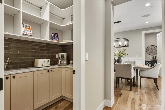 $2,848,000 | 15525 Northeast 60th Street, Redmond, WA 98052