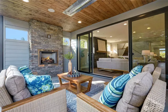 $2,848,000 | 15525 Northeast 60th Street, Redmond, WA 98052