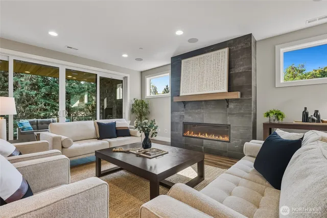 $2,848,000 | 15525 Northeast 60th Street, Redmond, WA 98052