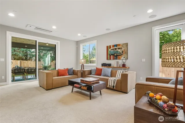 $2,848,000 | 15525 Northeast 60th Street, Redmond, WA 98052