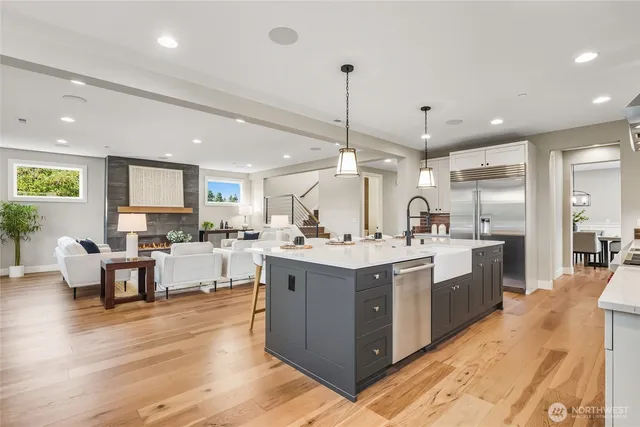 $2,848,000 | 15525 Northeast 60th Street, Redmond, WA 98052