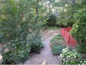112 Kingsgate Road Asheville, NC 28805 - Photo 23 of 24 Gallery Image 23