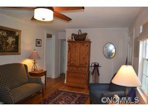 112 Kingsgate Road Asheville, NC 28805 - Photo 8 of 24 Gallery Image 8