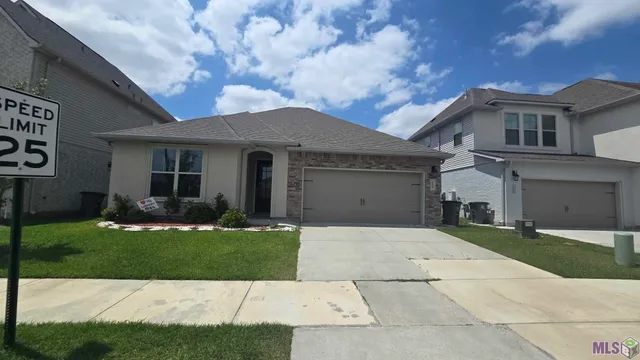 $2,600 | 4608 Malbec Avenue, Baton Rouge, LA 70817