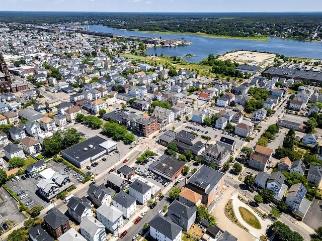 $599,900 | 272 Sawyer Street, New Bedford, MA 02746