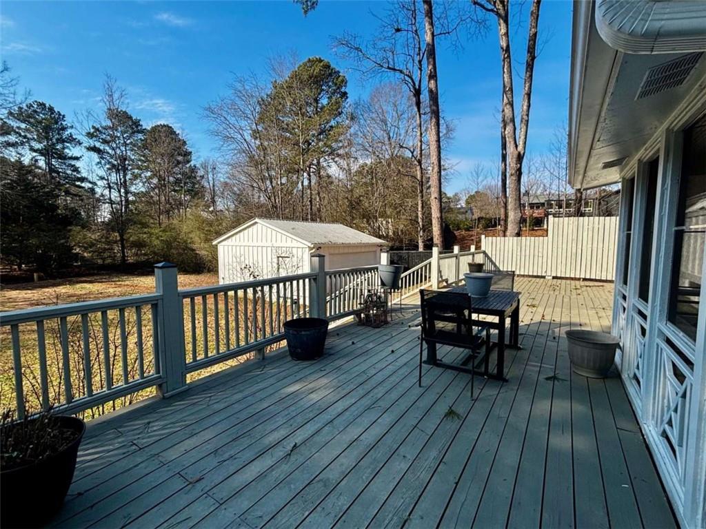 125 Lantern Ridge Drive Alpharetta, GA 30009 - Photo 34 of 43